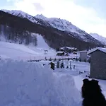 Boule De Neige Hotel 3*