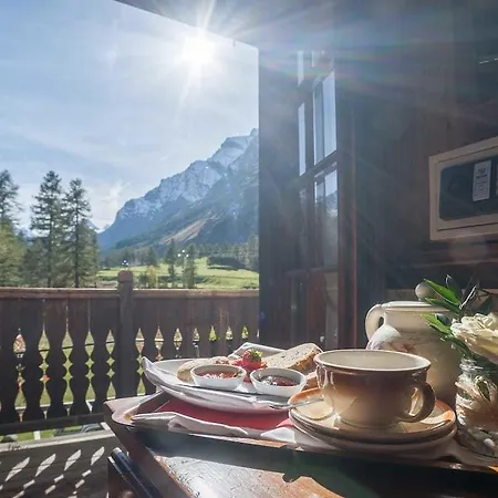 Hotel Boule De Neige 3*