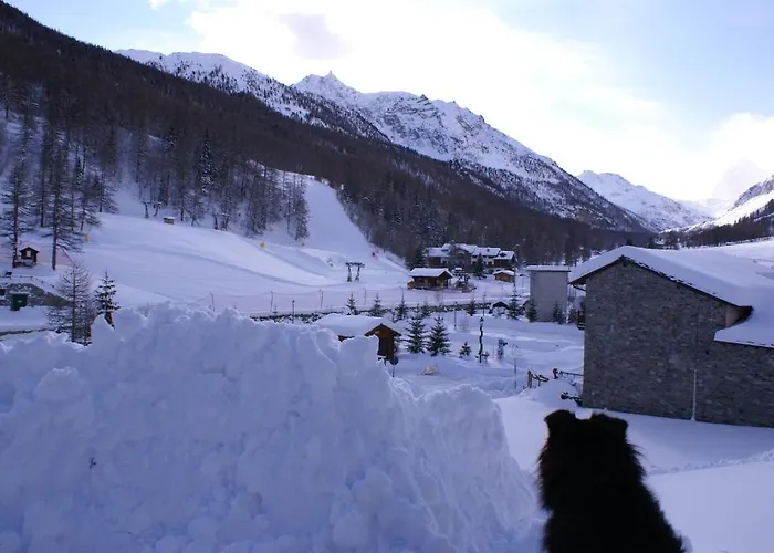 Boule De Neige Hotel 3*